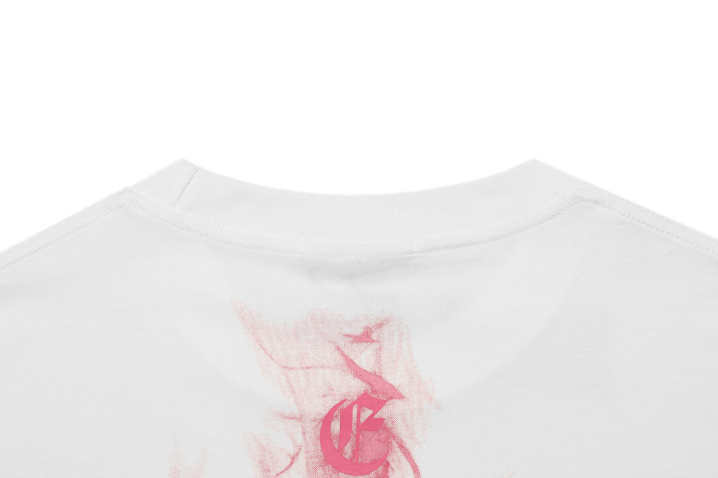 クロムハーツ ブラックベース ピンクフレイムクロス Tシャツ P65