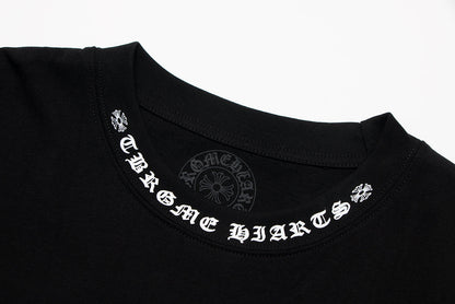 クロムハーツ サンスクリット ポケット＆ネック レタープリント Tシャツ TB02