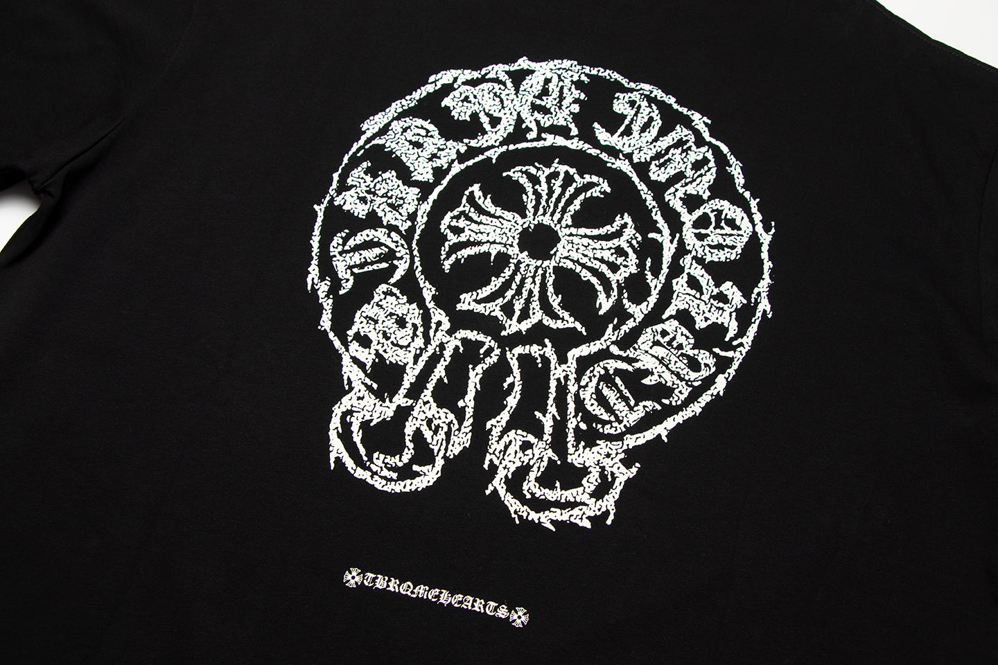 クロムハーツ サンスクリット ホースシュー クロス Tシャツ TB36