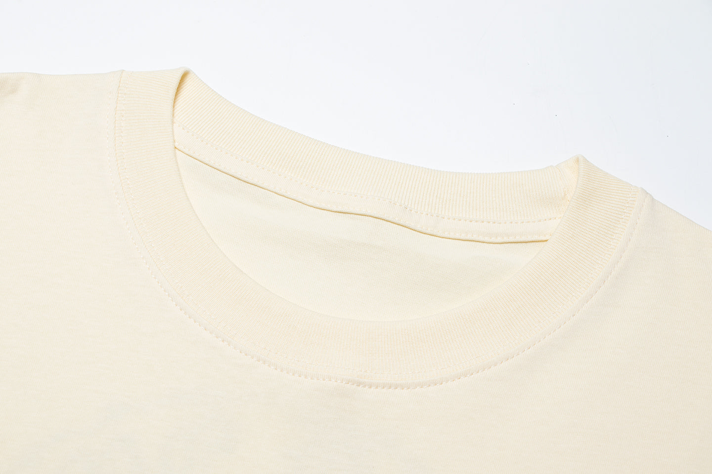 クロムハーツ サンスクリット ホースシュー クロス Tシャツ TB36