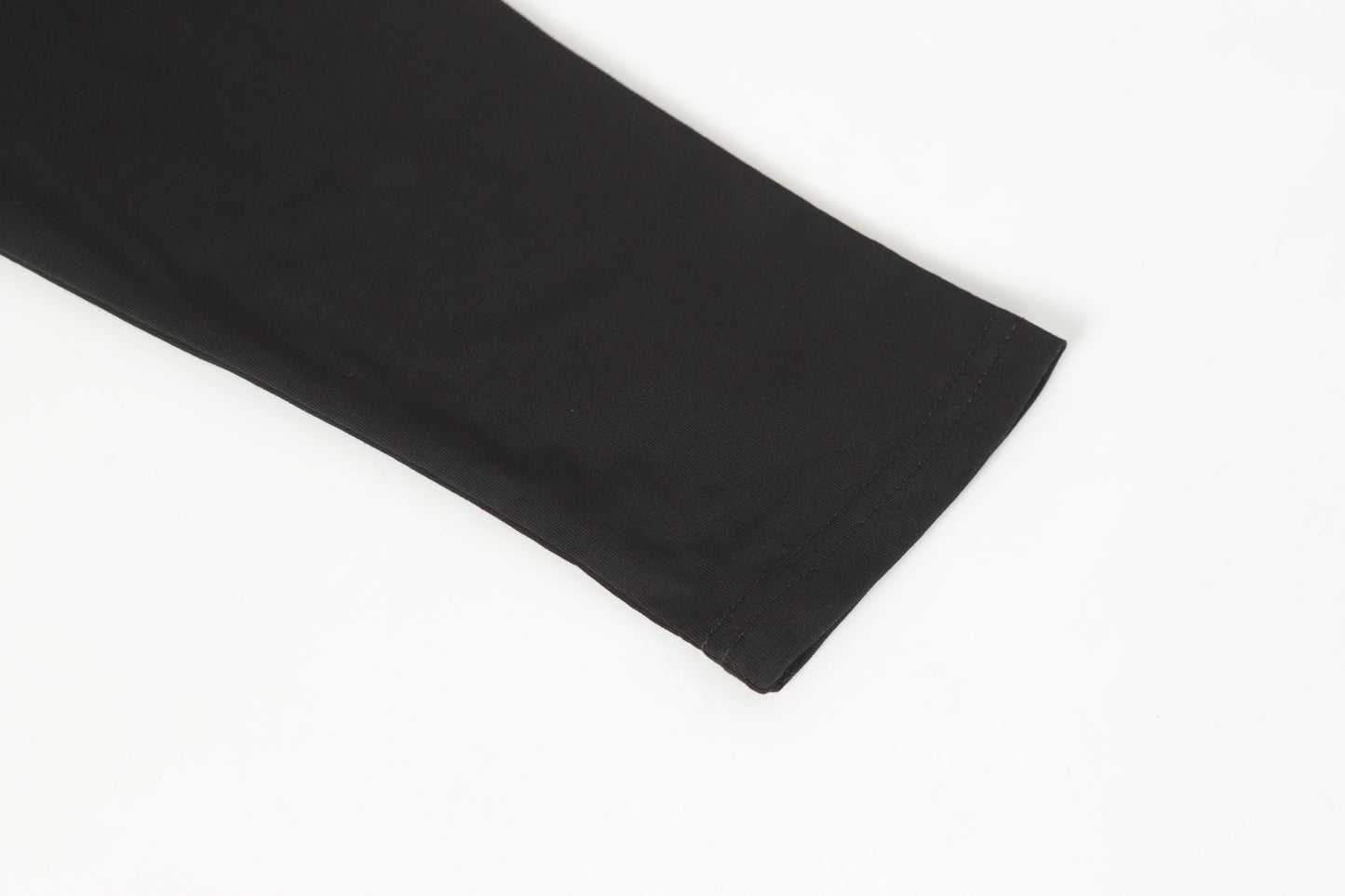 クロムハーツ ロゴ フラッグ 長袖 Tシャツ - ブラック ホワイト ゴシック ストリート Tシャツ K2126