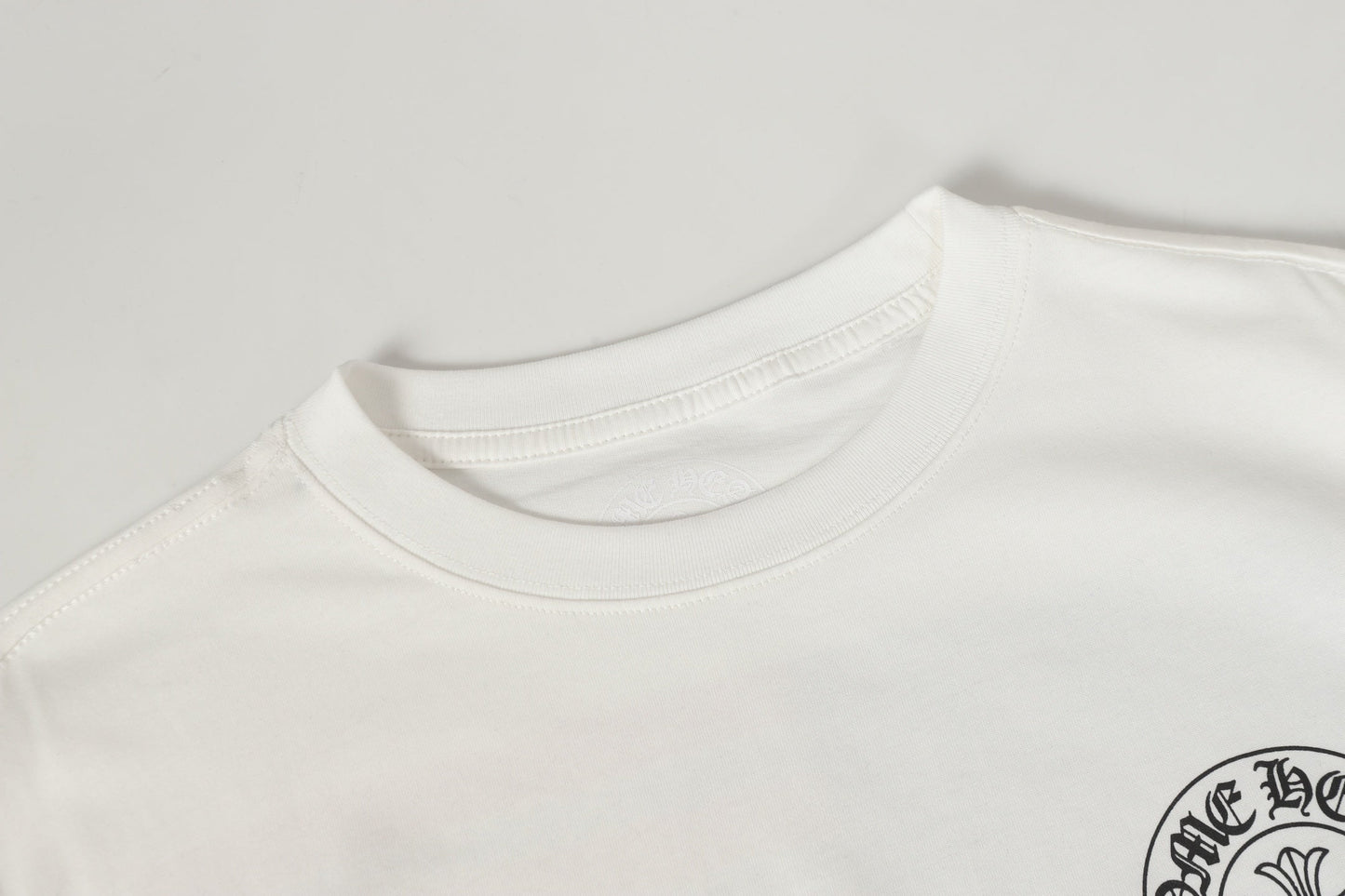 クロムハーツ ロゴ フラッグ 長袖 Tシャツ - ブラック ホワイト ゴシック ストリート Tシャツ K2126