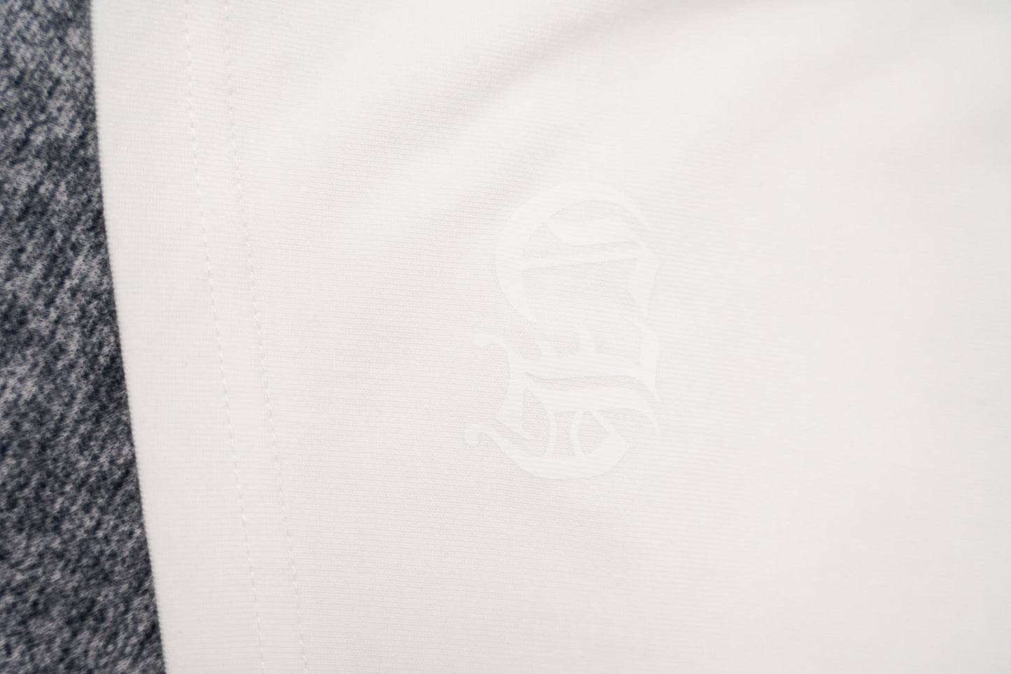 クロムハーツ Tシャツ KT21