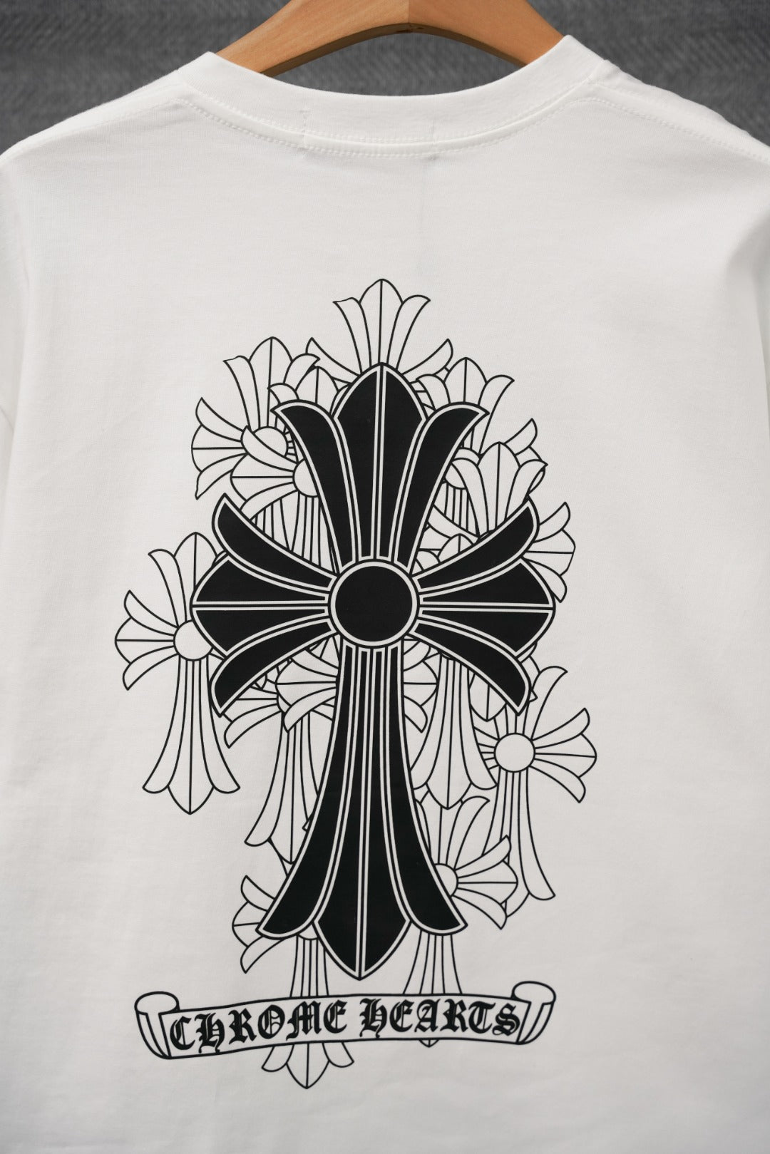 クロムハーツ Tシャツ KT37